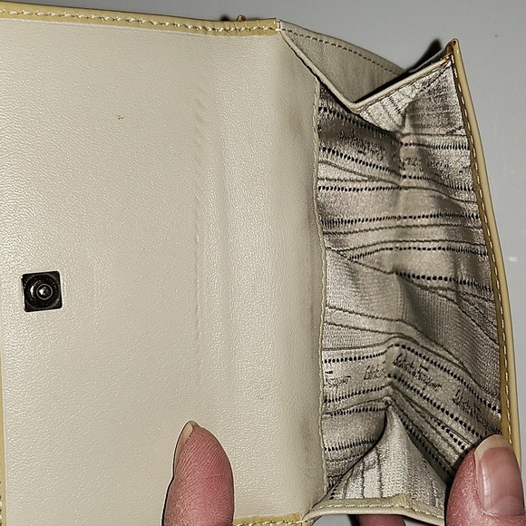 Salvatore Ferragamo wallet - Picture 4 of 13